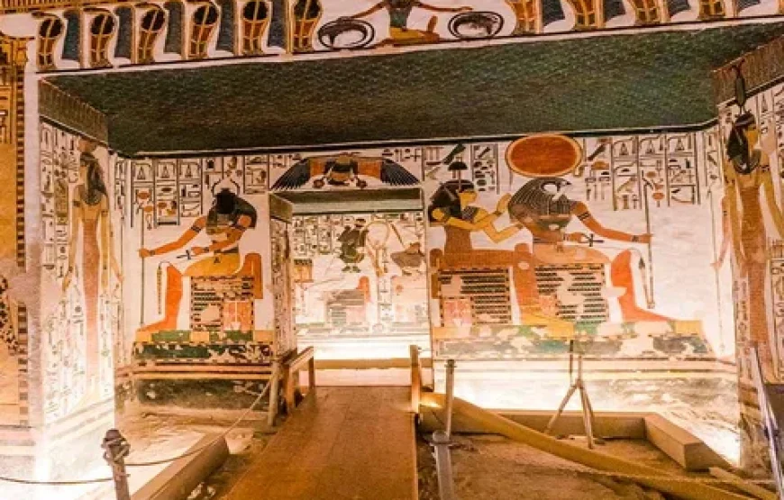 Luxor Valley of the Queens (Bus Tour)