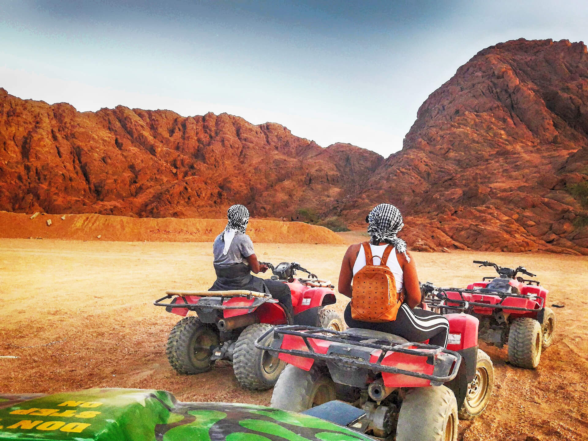 Hurghada Desert Safari Guide